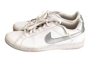 Nike White 454256 ‘Court Majestic’ Silver Sneakers, Size 8 thumbnail 2