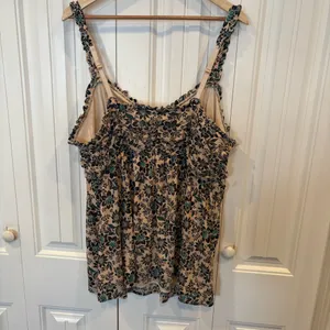 Torrid Floral Tank‎ Top Size 3 thumbnail 2