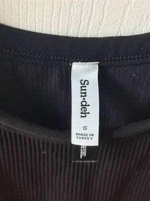 Aritzia Sun-deh Black Ribbed Seamless Tank thumbnail 4