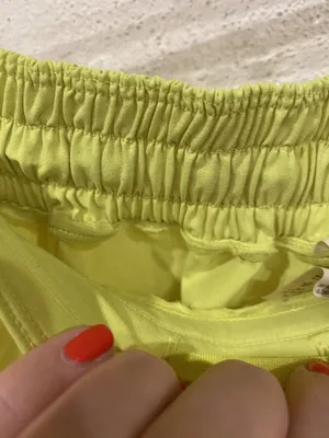 Lululemon Shorts Womens 2 Tall Yellow Elastic Waist Drawstring Running thumbnail 3