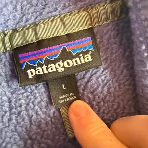 Patagonia Women's Purple Retro Pile Fleece Jacket Size Large thumbnail 5
