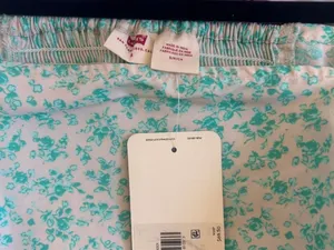 Levi’s Top thumbnail 4