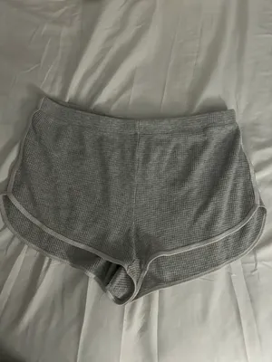 Aritzia TNA Shorts thumbnail 3