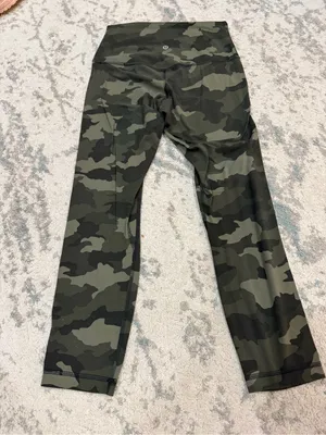 Lululemon Align High-Rise Crop 21” Heritage Camo Size 6 thumbnail 3