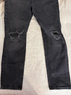 ZARA Ripped Jeans thumbnail 4