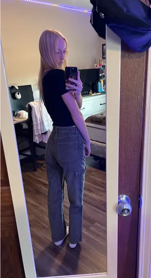 American Eagle High-Rise Dad pants thumbnail 2