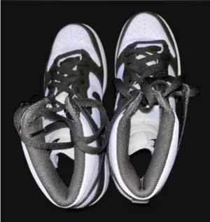 Jordan Nike size 7 thumbnail 1