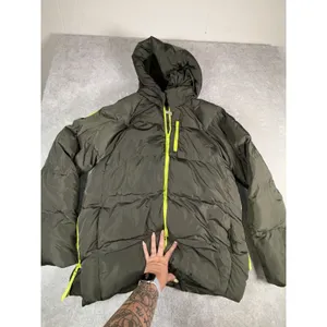Fabletics Womens Green Hooded Puffer Jacket With Neon Zippers Coat Size M thumbnail 2