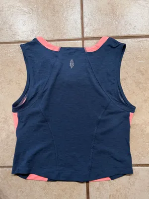 Free People Movement top thumbnail 4