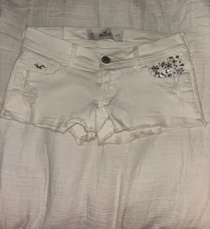 Hollister Shorts thumbnail 1