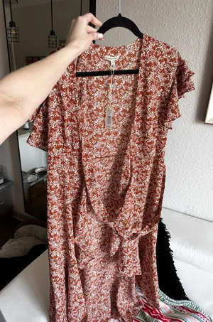 Max Studio NWT Floral Dress thumbnail 2