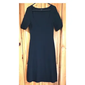 NWOT COS Black Knit Fit & Flare Midi Dress Women's Size Small Short Sleeve thumbnail 3