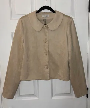 NWT Wayf Beige Cropped Suede Jacket with Peter Pan Collar Boho Chic thumbnail 1