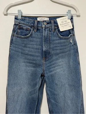 NWT Abercrombie & Fitch The ‘90s Relaxed Jean Ultra High Rise Size 25 0 NEW thumbnail 3