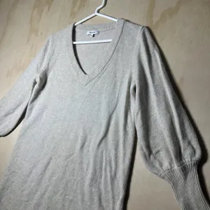 Madewell Neutral Wool Blend Bubble Sleeve‎ V Neck Knit Sweater Medium thumbnail 2