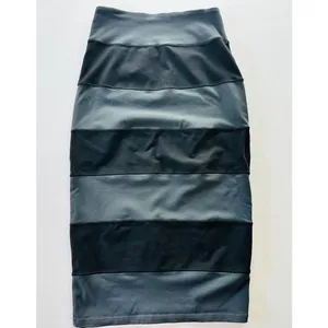 Lululemon Yoga Over Skirt Coal Black Size 4 Pencil Midi Straight Slim Bodycon thumbnail 3