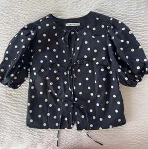 Abercrombie top thumbnail 1