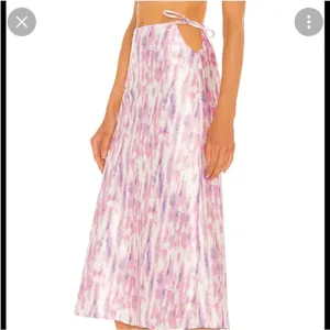 Michael Costello x REVOLVE Cleo Midi Skirt‎ in Purple Pink thumbnail 4