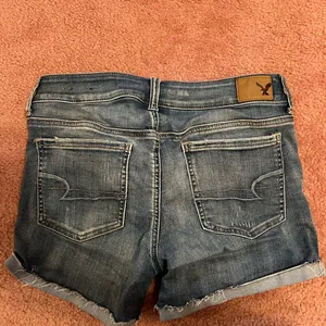 American eagle jeans shorts thumbnail 2