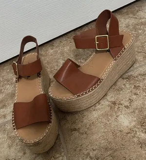 Soda Platform Sandals thumbnail 1