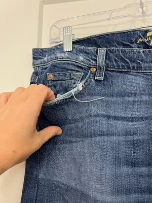 7 For All Mankind Size 30 Josefina Cropped Skinny Boyfriend Jeans thumbnail 3