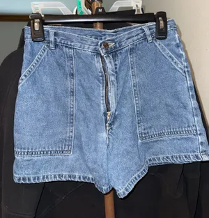Arizona Jeans Co Shorts thumbnail 1