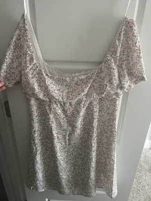 Dress thumbnail 2