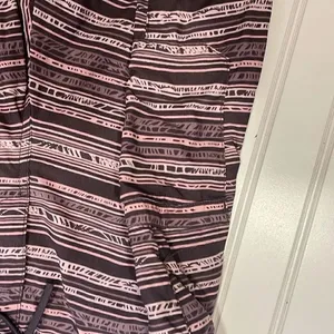 Columbia amberley stream striped cargo shorts thumbnail 4