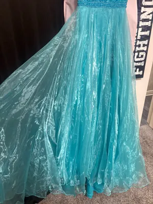 Sherri Hill Prom Dress thumbnail 3