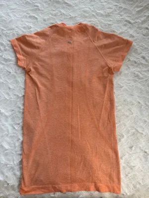 Lululemon Swiftly Tech Short Sleeve thumbnail 2