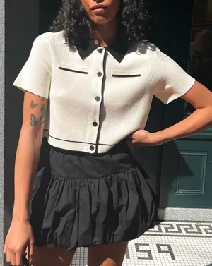 New Cropped Knit Contrast Trim Top Size XS thumbnail 1