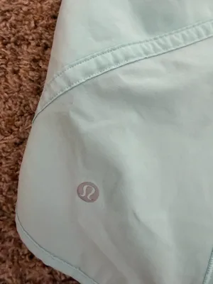 Lululemon Shorts thumbnail 3