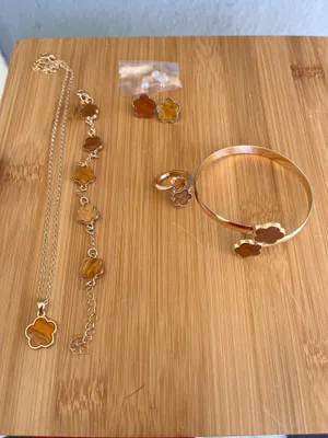 Gold & Brown Clover Flower Jewelry Set - Necklace, Bracelet, Ring, Earrings thumbnail 3
