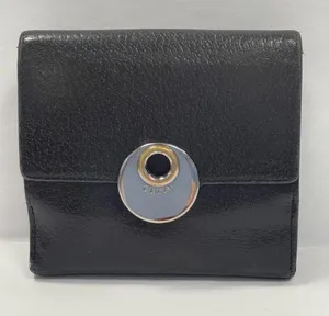 Gucci Eclipse Insignia Black Leather Compact Wallet - Preowned thumbnail 1