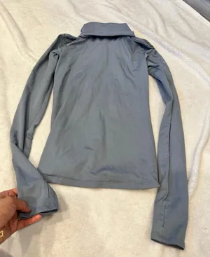 Alo Yoga Sweater Turtleneck thumbnail 1