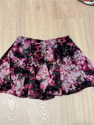 Abercrombie Women's High Rise Flowy Godet Mini Skirt in Pink Floral XXS thumbnail 3