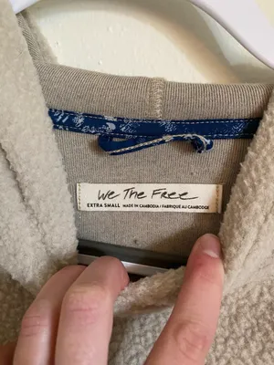 Sweatshirt thumbnail 3