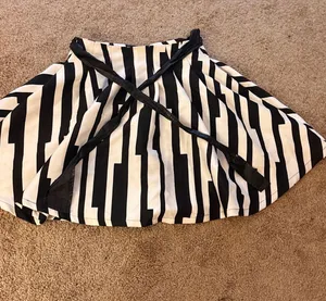 Black and white striped quilted skirt Multiple thumbnail 1