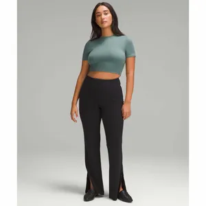 Lululemon Crewneck Cropped T-Shirt in Medium Forest thumbnail 4
