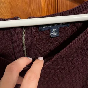 NWOT maroon American Eagle sweater. Size small thumbnail 3