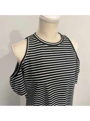 Want and Need Black White Stripe Cold Shoulder Dress Size Large SKU#C24319 thumbnail 3