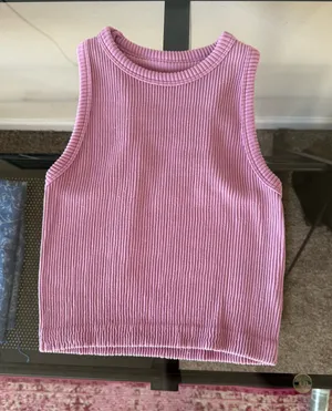 Boutique pink colored crop top thumbnail 1