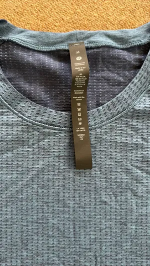 Lululemon thumbnail 2
