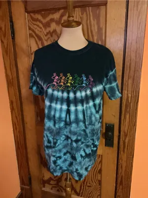 Grateful Dead Dancing Skeletons Tie Dye Tee Rainbow Skeleton Graphic Shirt thumbnail 6