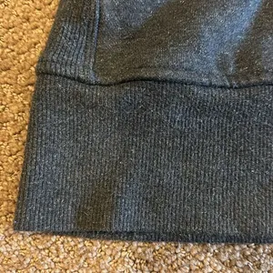 Lululemon Women’s Grey Glitter Cuddle Up Jacket/Sweatshirt Zip-up, Size 8 thumbnail 3