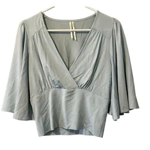 Anthropologie Top Size XS Women Light Blue Bell Sleeve Crop‎ Blouse Lightweight thumbnail 1