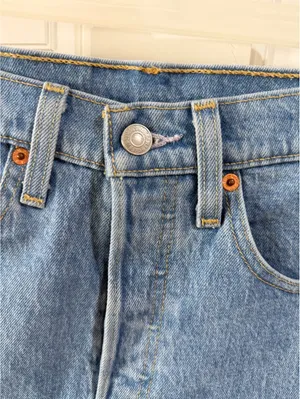 Levi's 501 Light Blue Denim High Waist Cutoff Shorts thumbnail 2