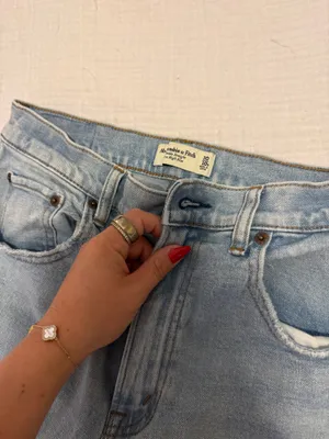 Abercrombie Ankle Straight Ultra High-Rise thumbnail 2