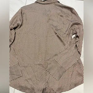 NWT Abercrombie & Fitch patterned satin button up geometric brown white blouse L thumbnail 4