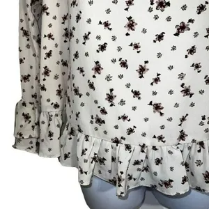SABO SKIRT Gorgeous Cream Floral Off-Shoulder L/S Lexi‎ Top NWT Size Small thumbnail 2